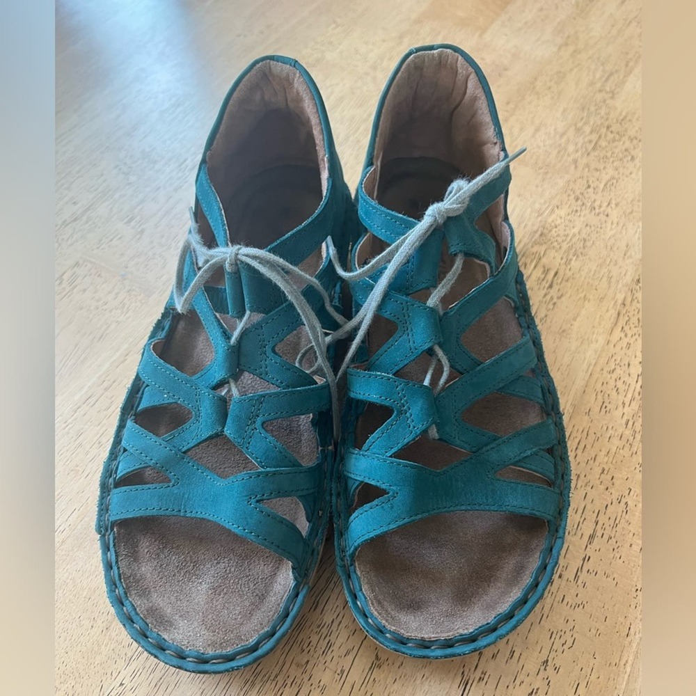 Naot Yarrow lace up sandal - teal nubuck  EU 38
